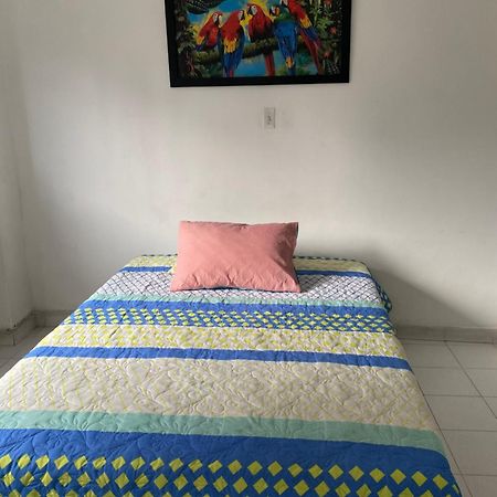 Hostel Kumho Home Medellín Buitenkant foto