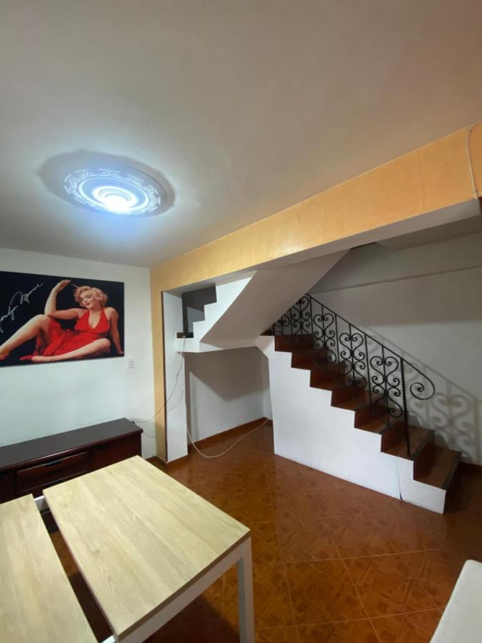 Hostel Kumho Home Medellín Buitenkant foto