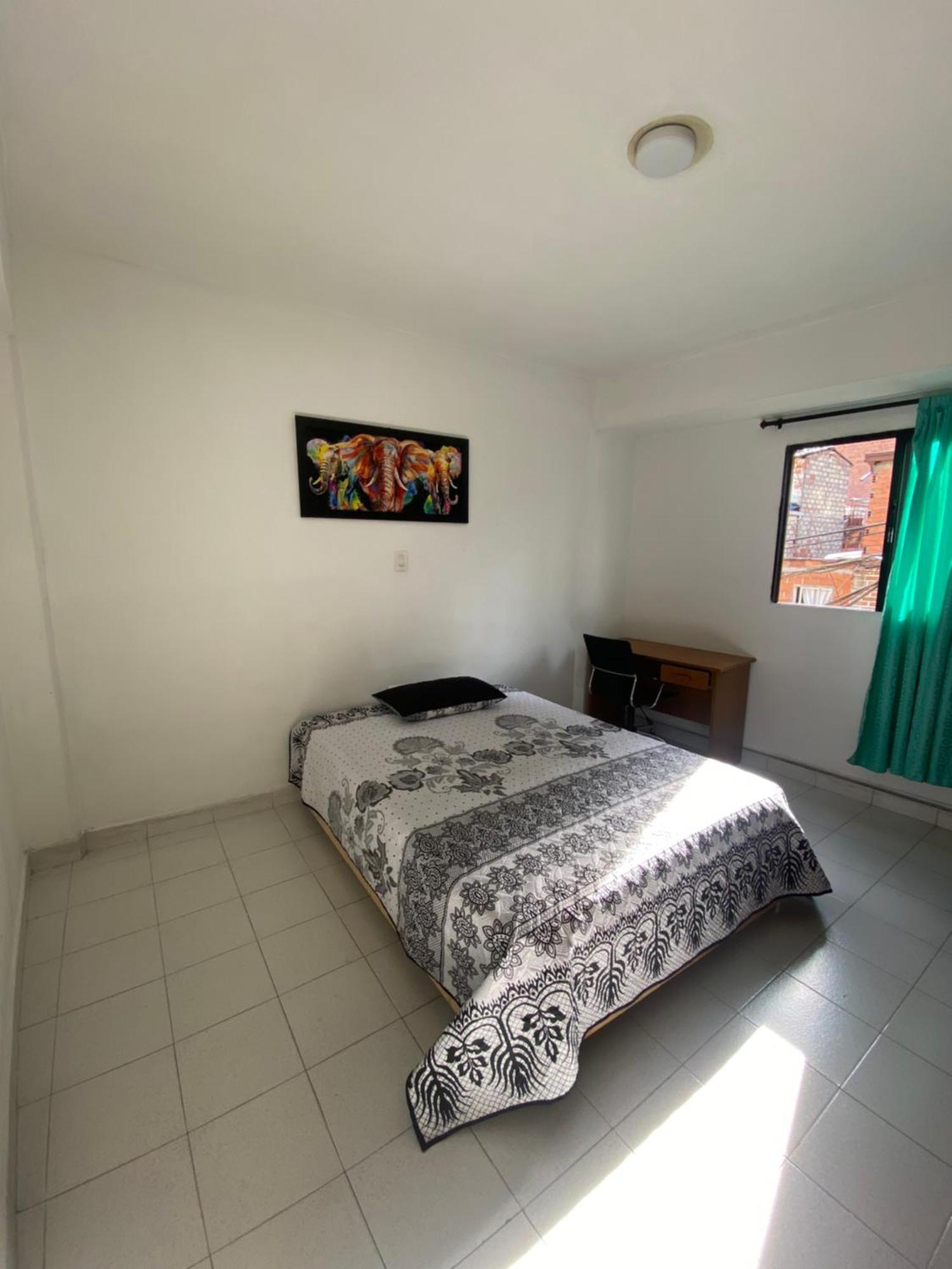 Hostel Kumho Home Medellín Buitenkant foto